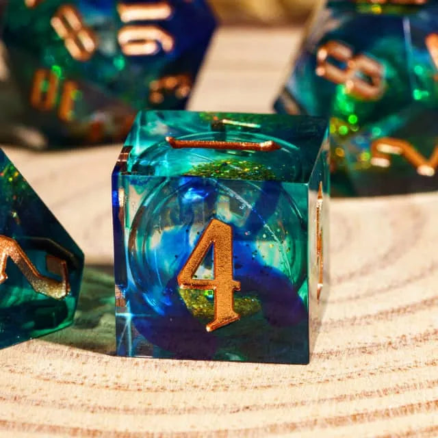 Swirl Liquid Dice